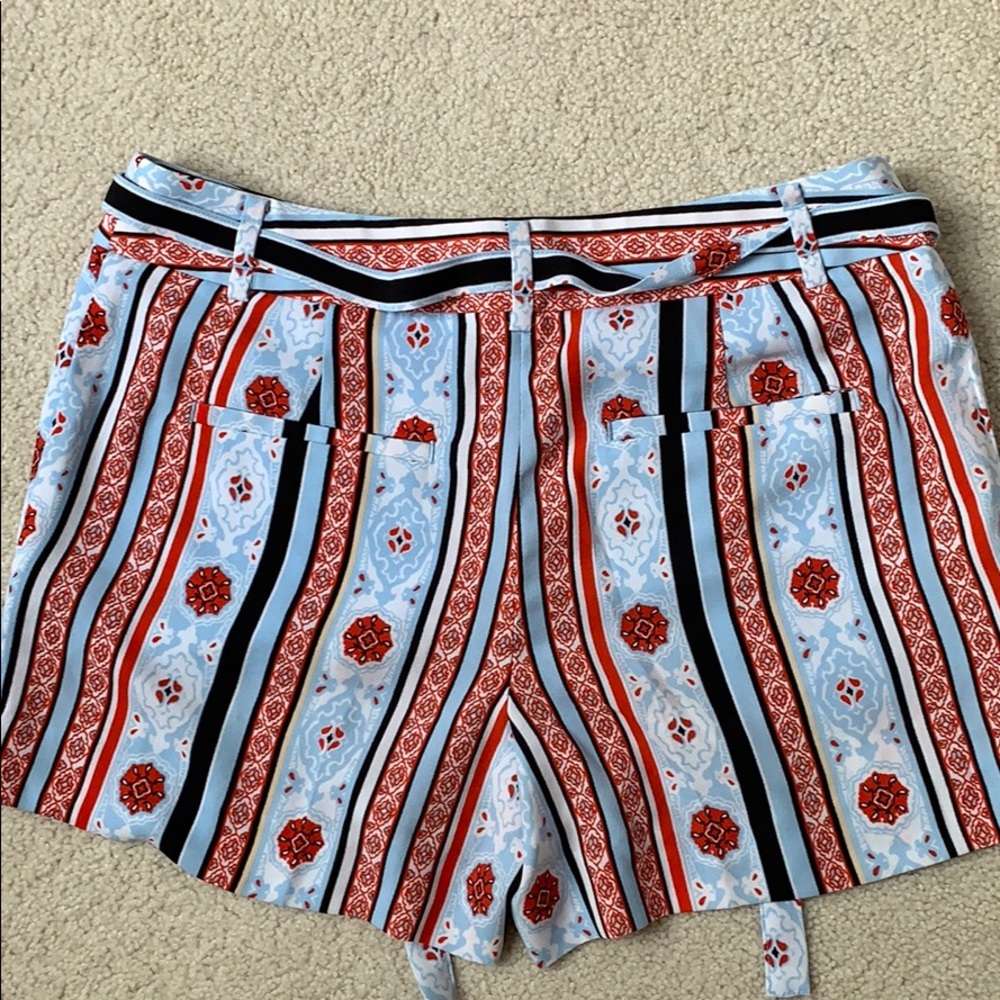 Loft patterned shorts - Picture 4 of 4